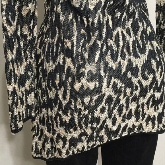 Leopard-Print Handkerchief-Hem Tunic Sweater. NWOT - Picture 7 of 8